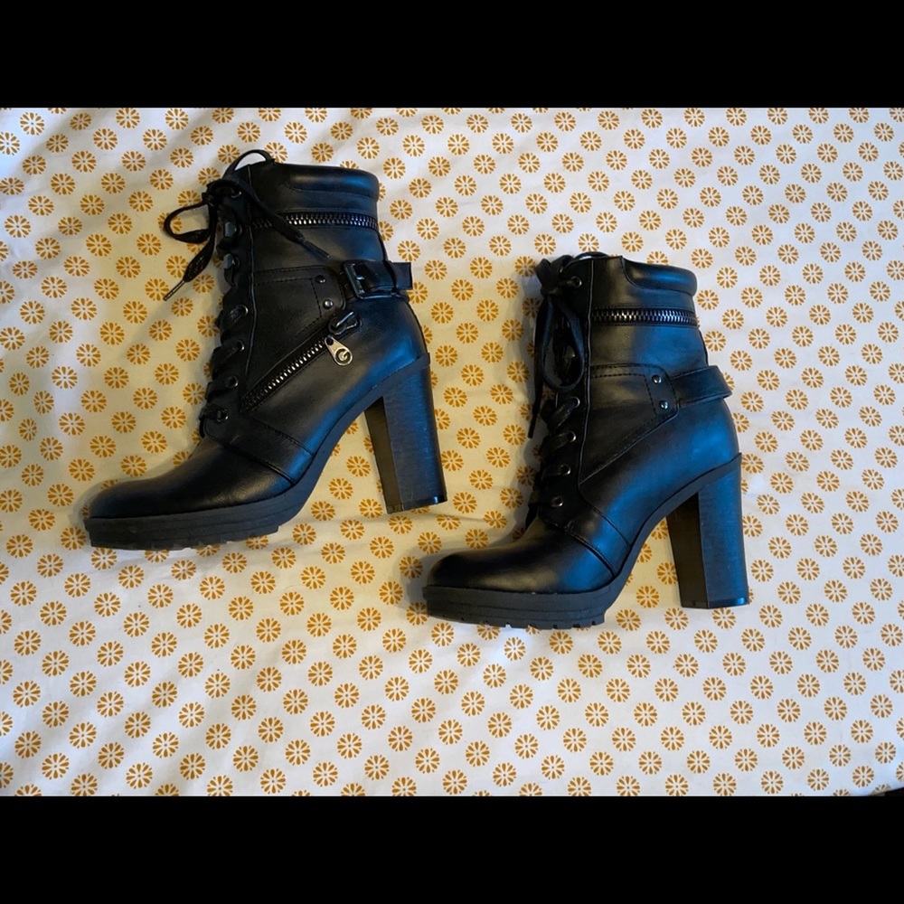 EUC g by guess 3 inch heeled black boots size 7
